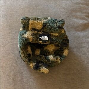 The north face baby bear hat